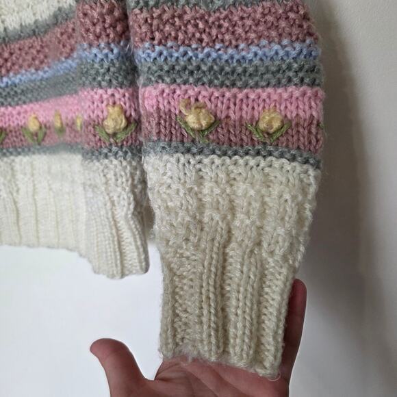 Vintage Floral Knit Sweater Women S Cottage Grandmacore Wearableart Prairie Rose - Picture 6 of 10
